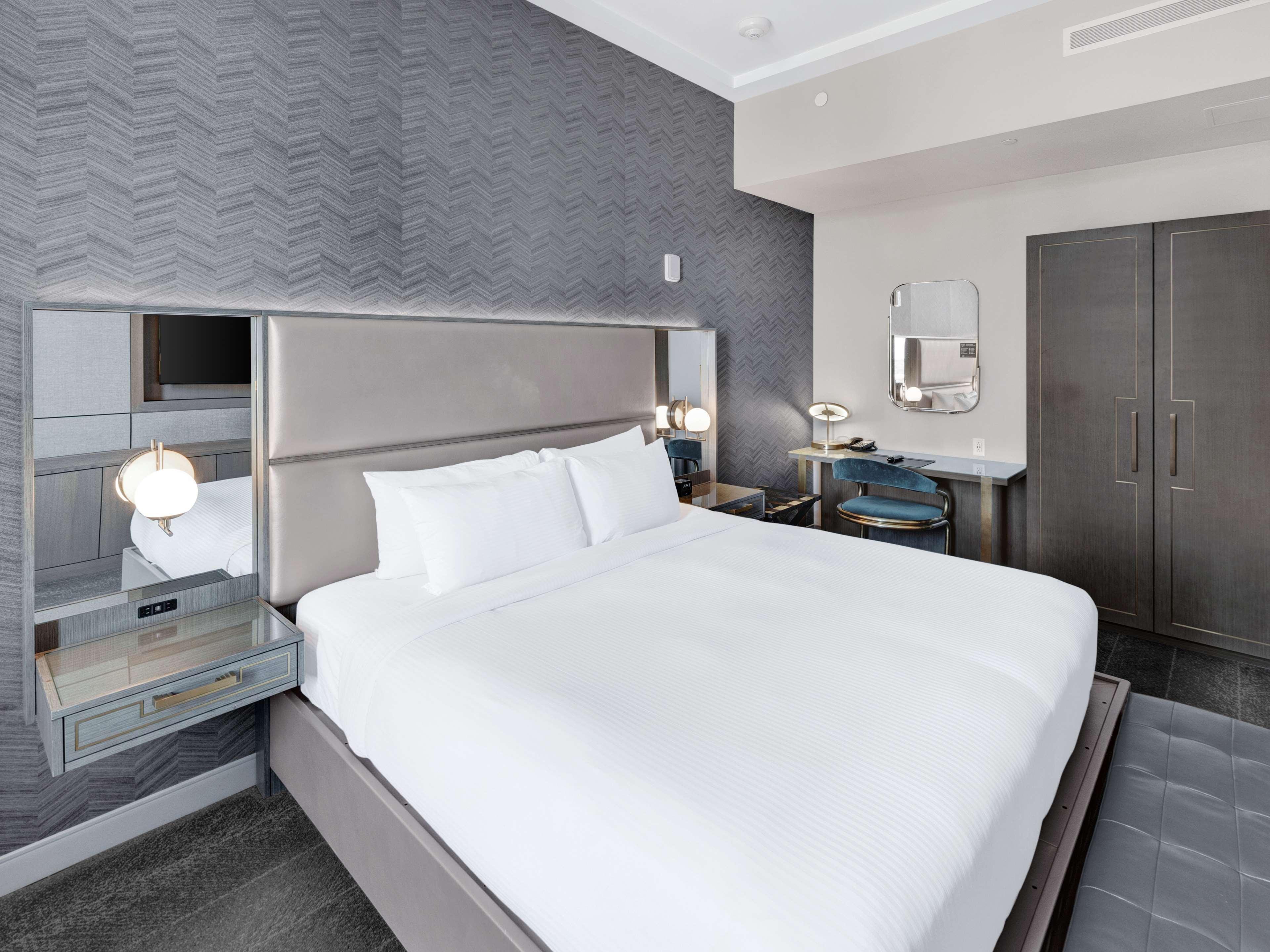 ทัลซา คลับ โฮเต็ล คูริโอ คอลเลคชั่น บาย ฮิลตัน Hotel ภายนอก รูปภาพ