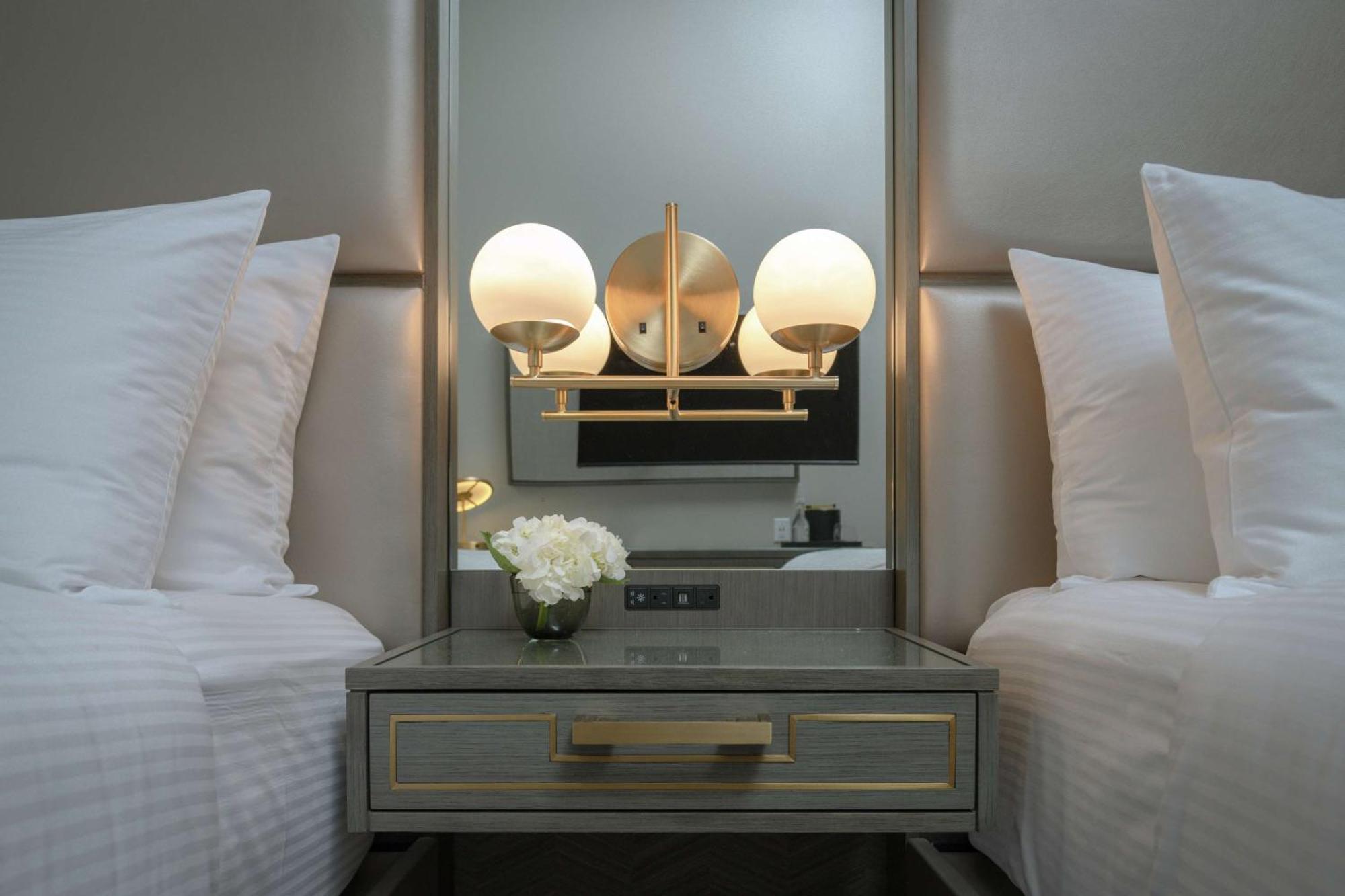 ทัลซา คลับ โฮเต็ล คูริโอ คอลเลคชั่น บาย ฮิลตัน Hotel ภายนอก รูปภาพ